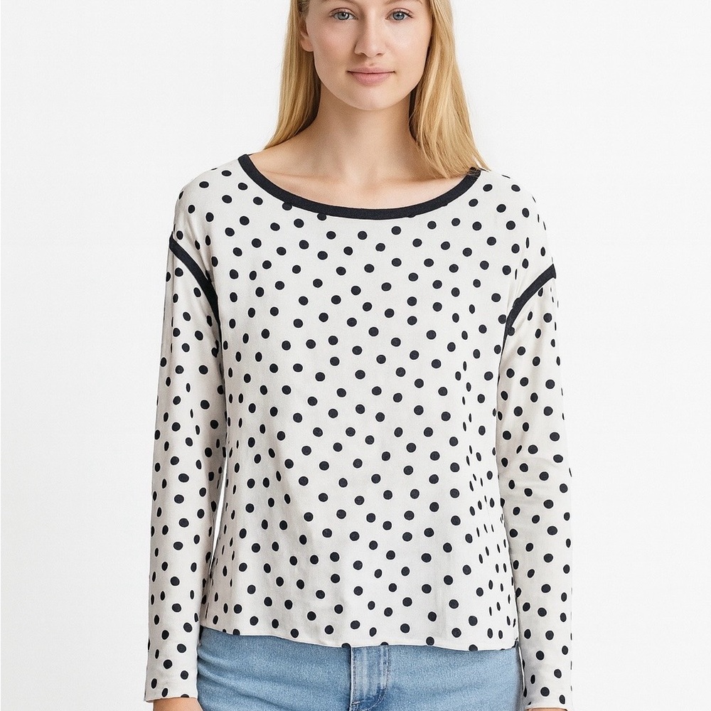 Dolce & Gabbana Silk Polka Dot Blouse – Elegant, Classic, 3/4 Sleeve Style